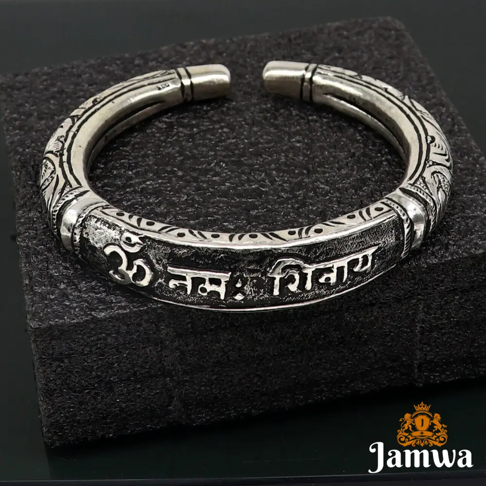925 Sterling Silver Handmade Chitai Work Lord Shiva "Om Namah Shivay" Mantra Bracelet Kada